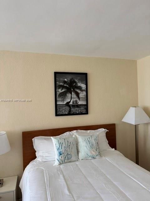 For Rent: $2,000 (0 beds, 1 baths, 410 Square Feet)
