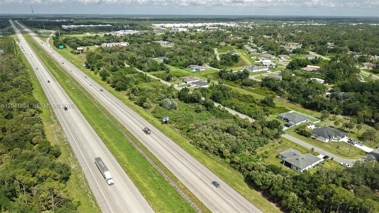 На продажу: $22,000 (0.23 acres)