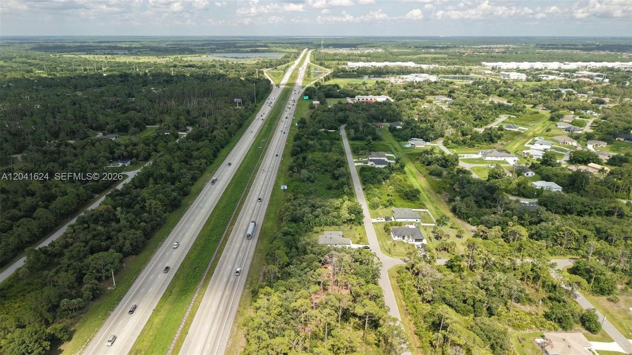 На продажу: $22,000 (0.23 acres)