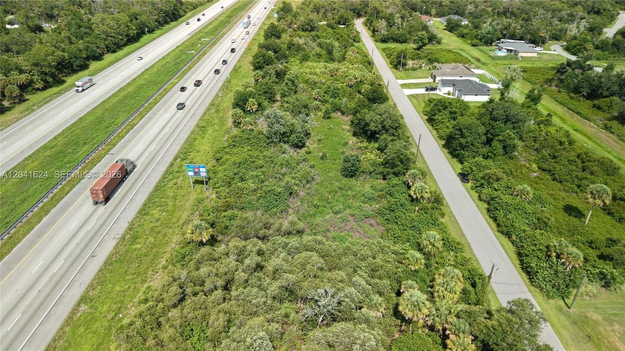 На продажу: $22,000 (0.23 acres)