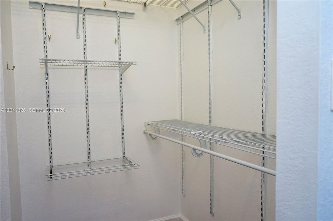 En Renta: $4,200 (4 camas, 2 baños, 1862 Pies cuadrados)