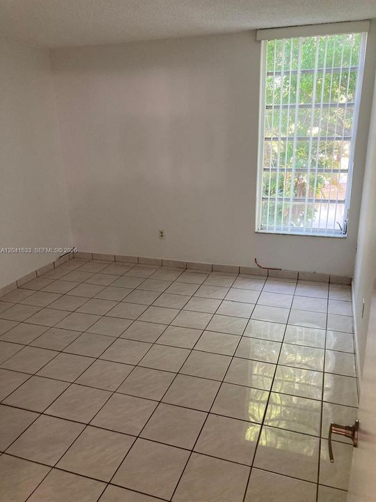 En Renta: $2,300 (2 camas, 1 baños, 900 Pies cuadrados)