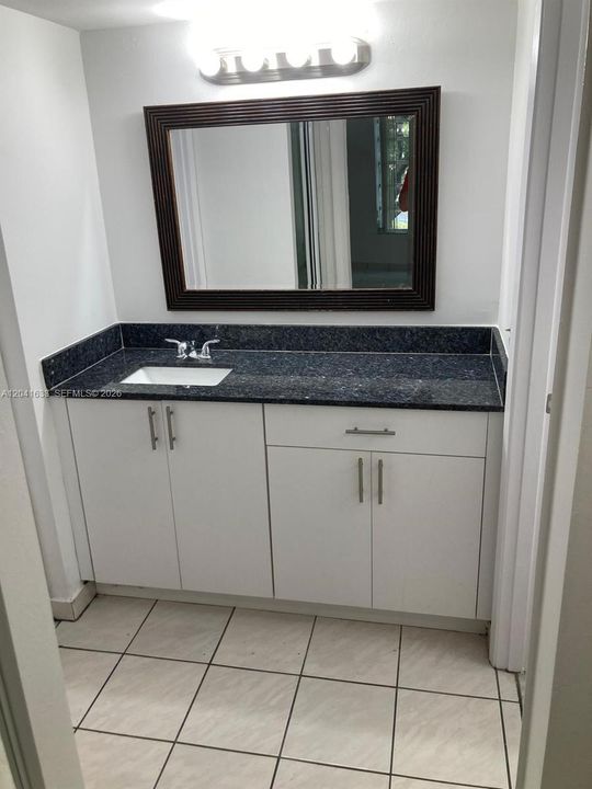 En Renta: $2,300 (2 camas, 1 baños, 900 Pies cuadrados)