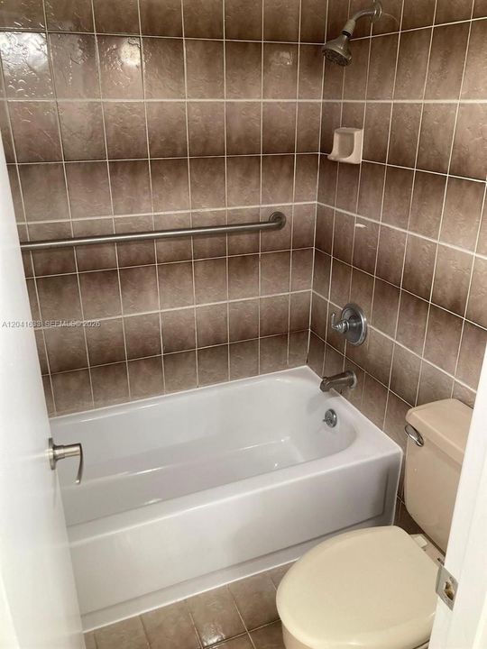 En Renta: $2,300 (2 camas, 1 baños, 900 Pies cuadrados)