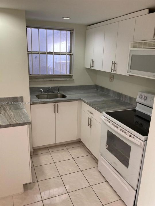 En Renta: $2,300 (2 camas, 1 baños, 900 Pies cuadrados)