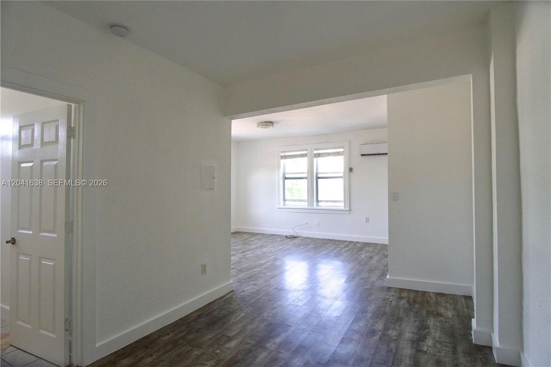 Recently Rented: $1,600 (0 beds, 1 baths, 0 Square Feet)