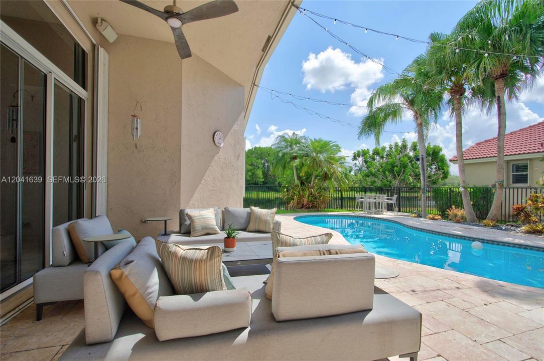 For Sale: $1,275,000 (4 beds, 3 baths, 2799 Square Feet)