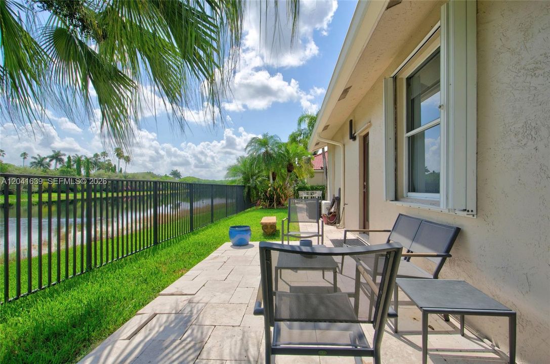 For Sale: $1,275,000 (4 beds, 3 baths, 2799 Square Feet)