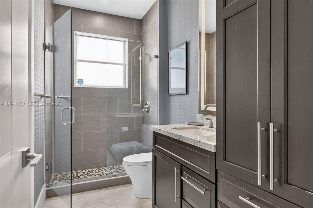 For Sale: $1,275,000 (4 beds, 3 baths, 2799 Square Feet)