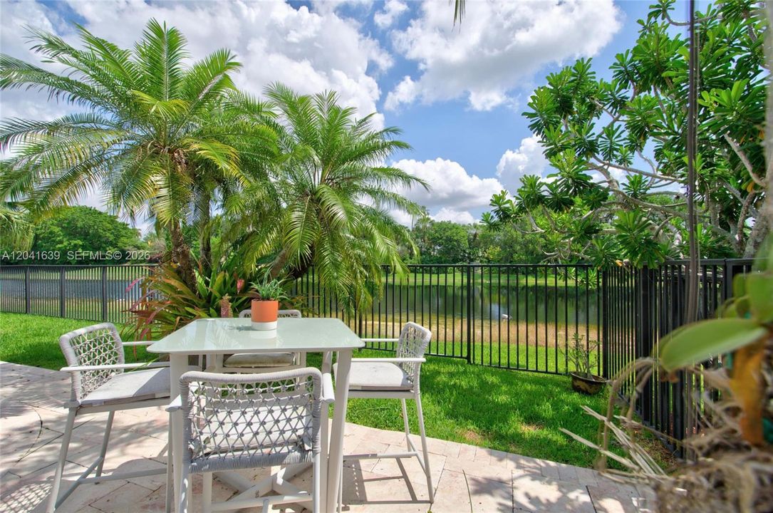 For Sale: $1,275,000 (4 beds, 3 baths, 2799 Square Feet)