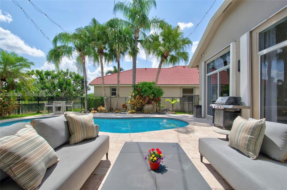 For Sale: $1,275,000 (4 beds, 3 baths, 2799 Square Feet)