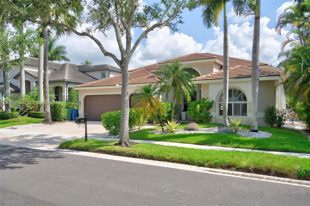 For Sale: $1,275,000 (4 beds, 3 baths, 2799 Square Feet)
