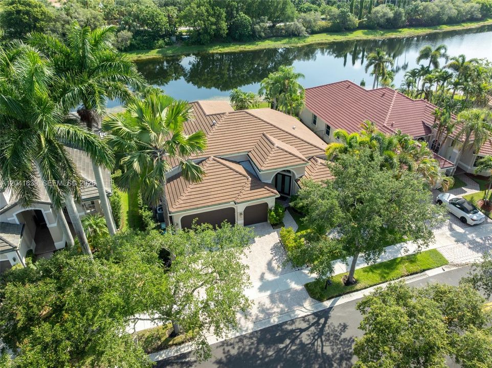 For Sale: $1,275,000 (4 beds, 3 baths, 2799 Square Feet)