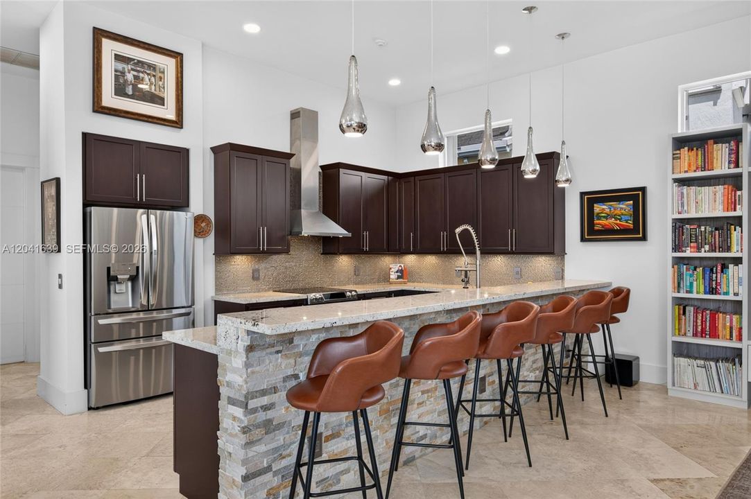For Sale: $1,275,000 (4 beds, 3 baths, 2799 Square Feet)
