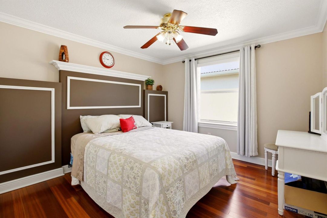 29-Property Photo 029