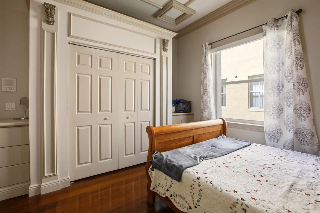 19-Property Photo 019