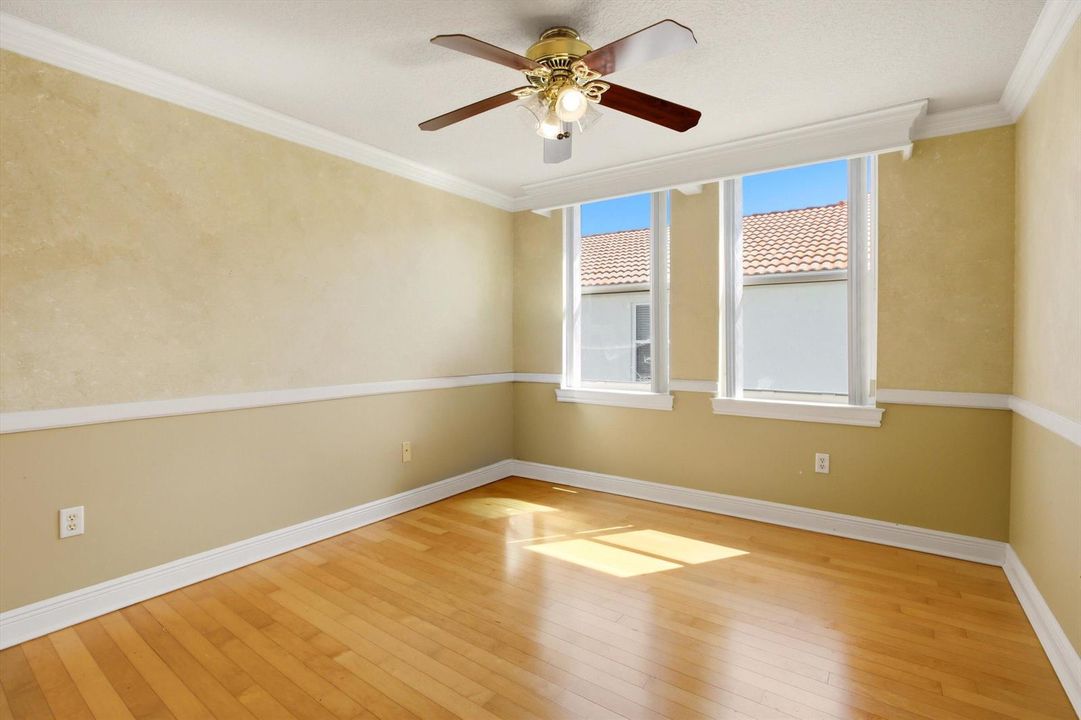 37-Property Photo 037