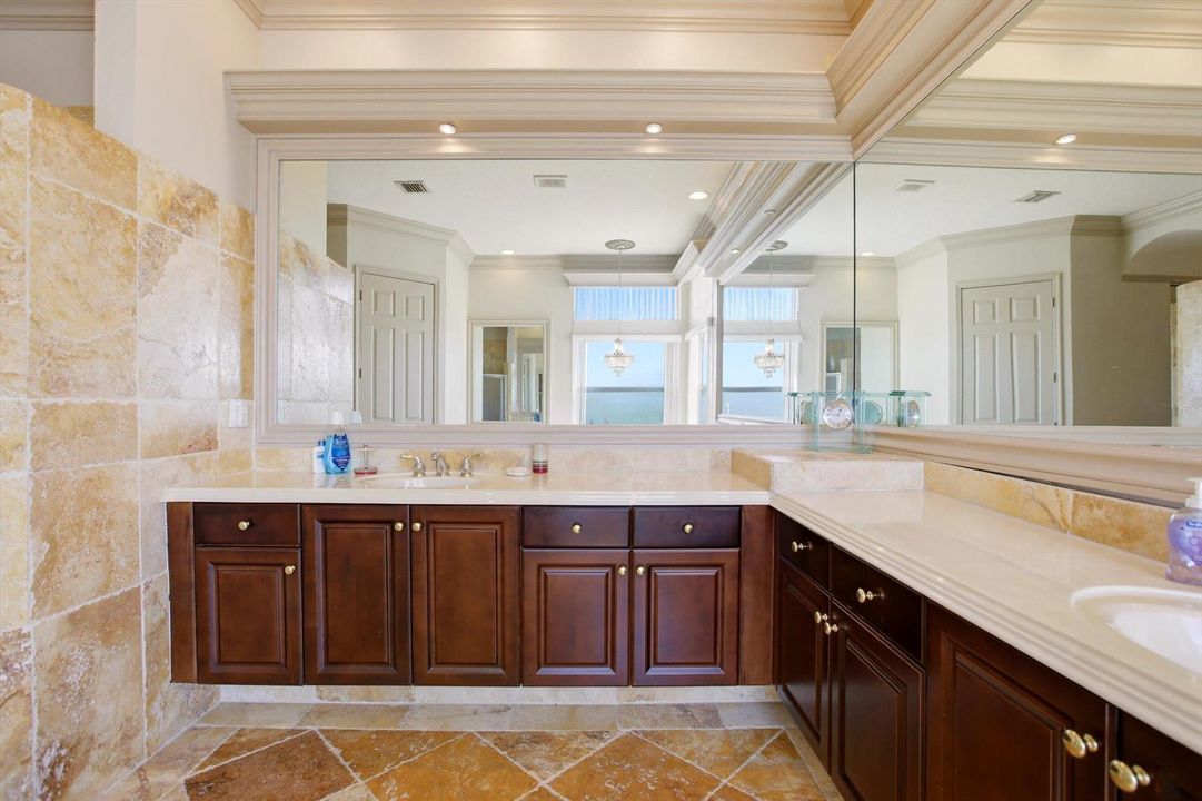 27-Property Photo 027
