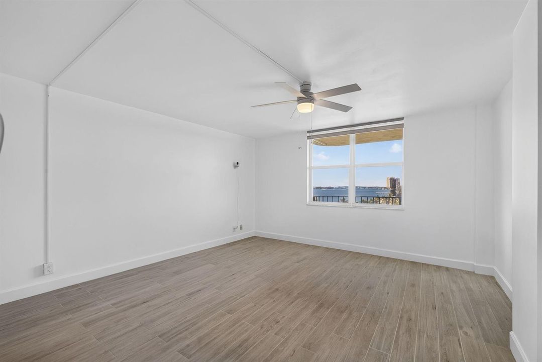 25-web-or-mls-5D1A2327