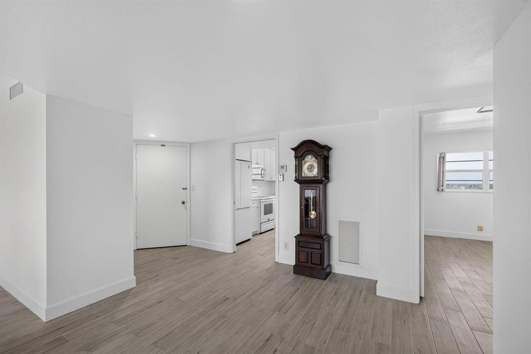 14-web-or-mls-5D1A2272