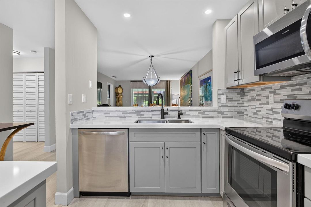 Bright Kitchen