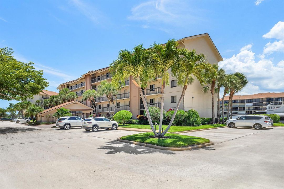 001-1301SeafarerCircle-Jupiter-FL-33477-