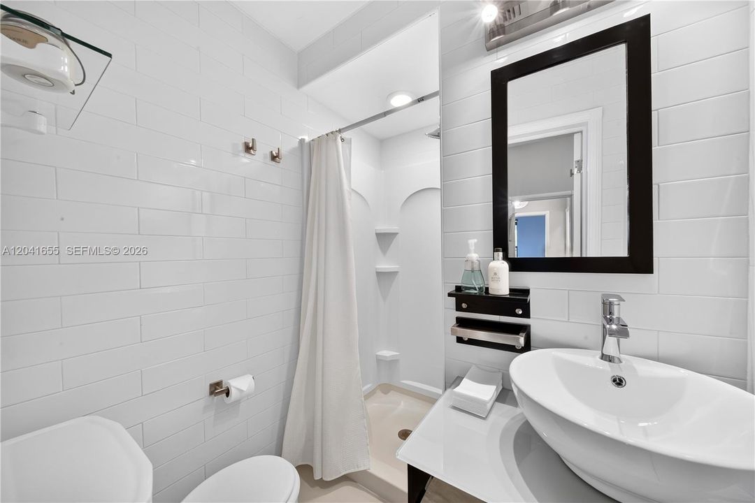 В аренду: $55,000 (3 спален, 4 ванн, 2813 Квадратных фут)