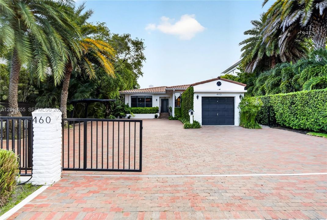 В аренду: $55,000 (3 спален, 4 ванн, 2813 Квадратных фут)