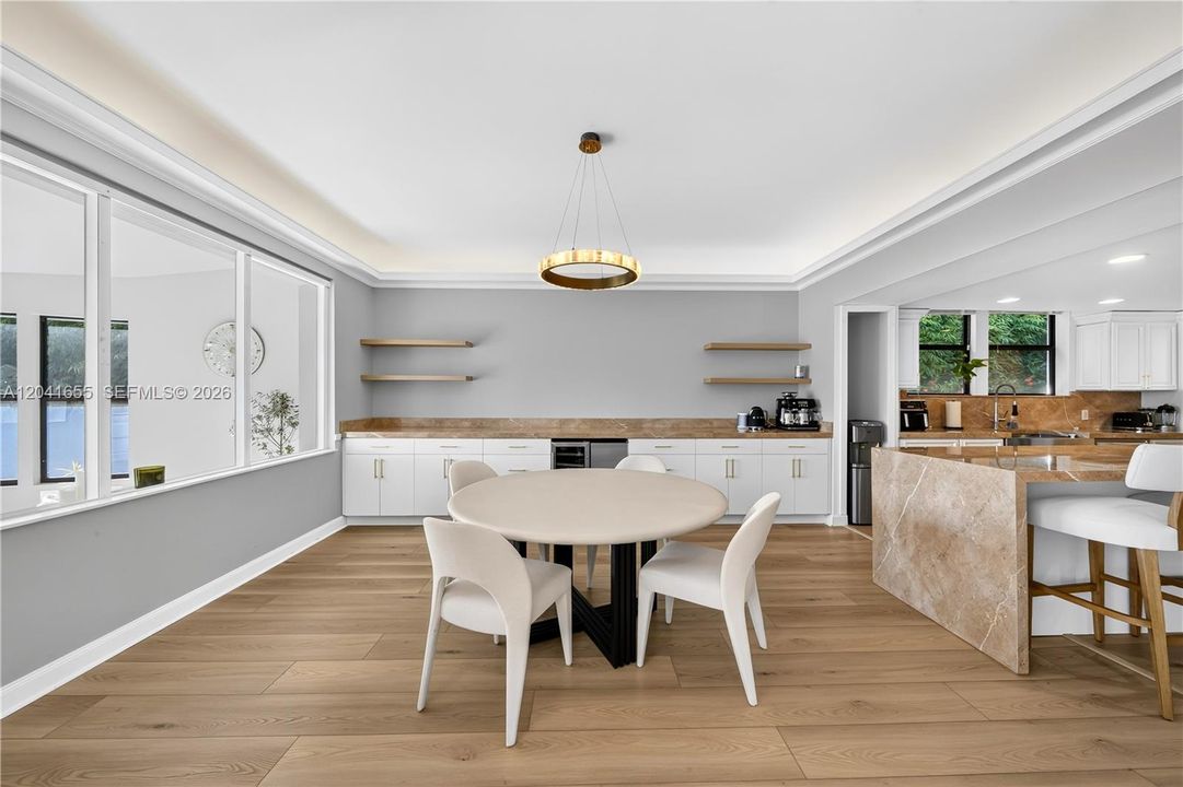 В аренду: $55,000 (3 спален, 4 ванн, 2813 Квадратных фут)