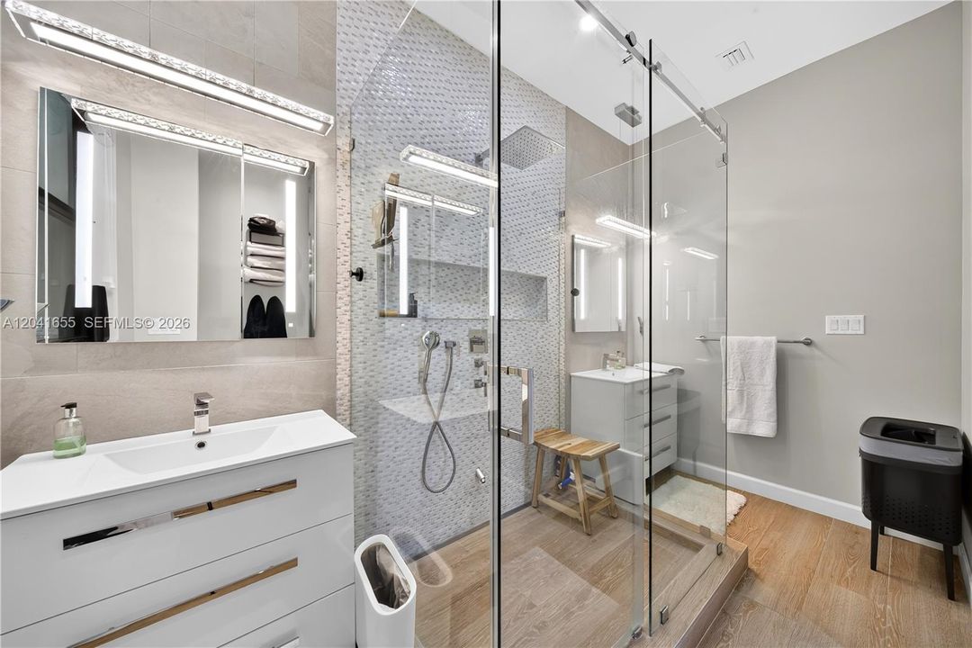 В аренду: $55,000 (3 спален, 4 ванн, 2813 Квадратных фут)
