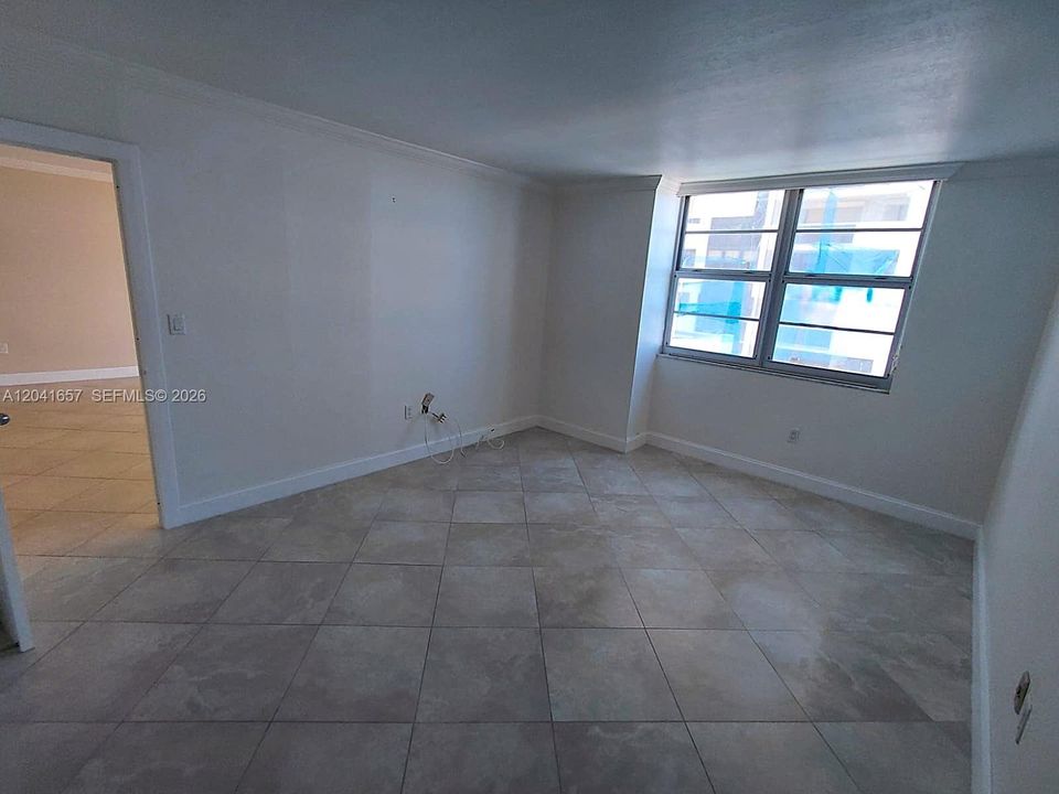 В аренду: $3,500 (1 спален, 1 ванн, 825 Квадратных фут)
