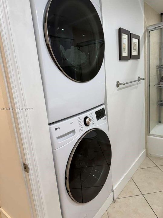 В аренду: $2,800 (1 спален, 1 ванн, 689 Квадратных фут)