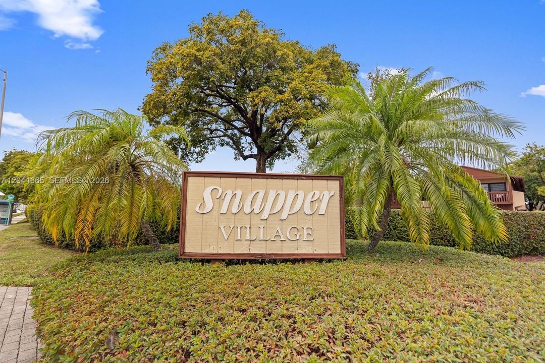 For Sale: $350,000 (2 beds, 2 baths, 1330 Square Feet)