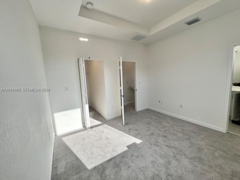 For Rent: $2,399 (3 beds, 3 baths, 1328 Square Feet)