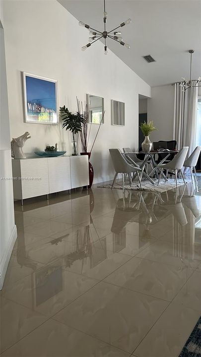 En Renta: $4,200 (3 camas, 2 baños, 1532 Pies cuadrados)