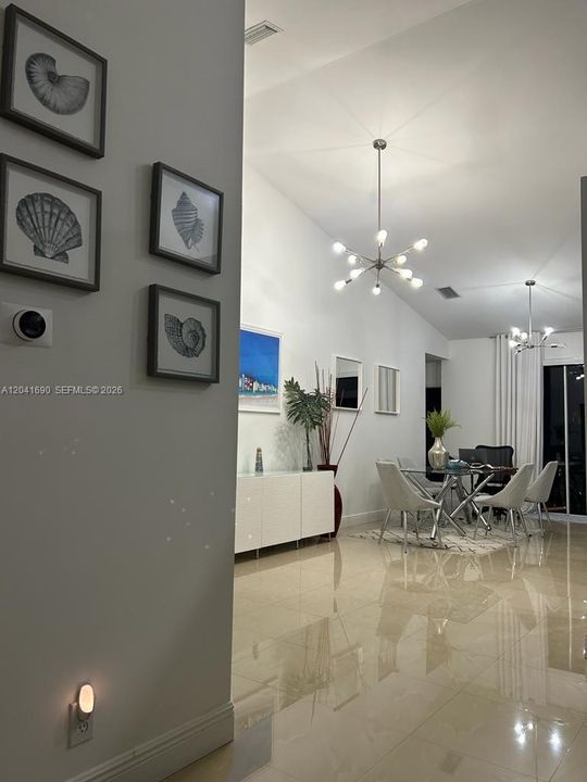 En Renta: $4,200 (3 camas, 2 baños, 1532 Pies cuadrados)