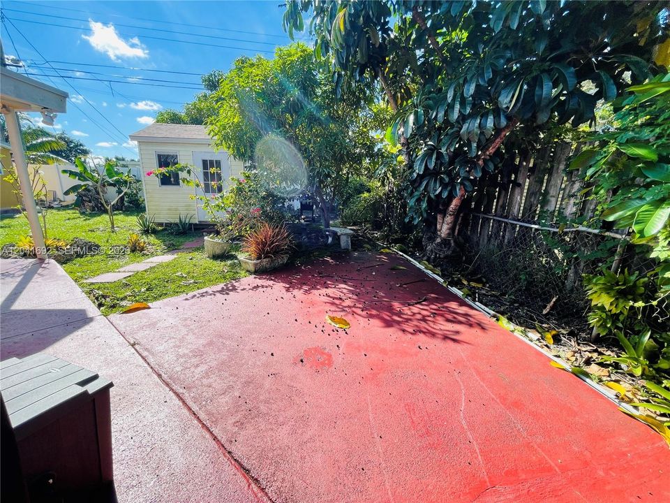 For Rent: $1,500 (0 beds, 1 baths, 1766 Square Feet)