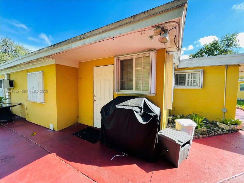 For Rent: $1,500 (0 beds, 1 baths, 1766 Square Feet)