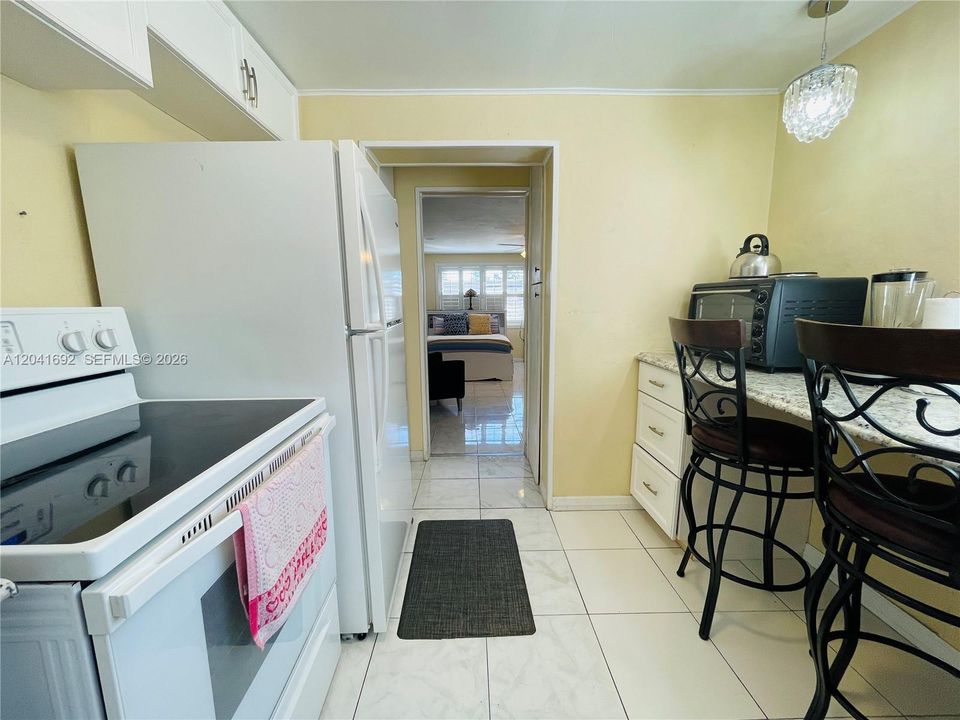 For Rent: $1,500 (0 beds, 1 baths, 1766 Square Feet)