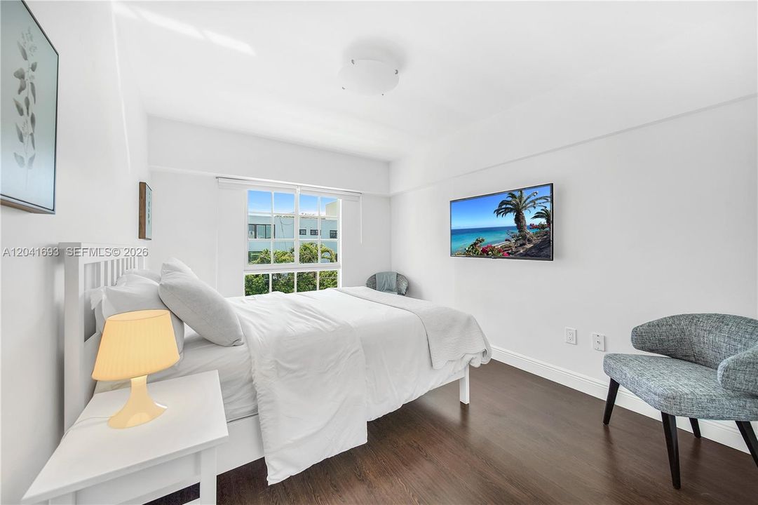 2nd Bedroom