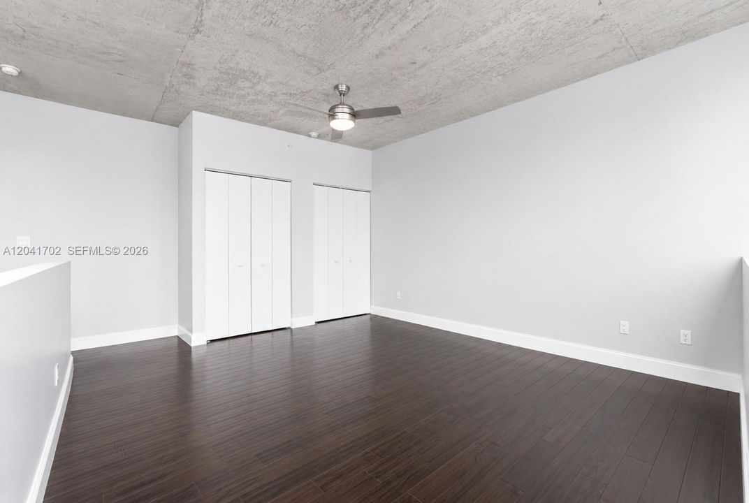 В аренду: $4,050 (2 спален, 2 ванн, 1255 Квадратных фут)