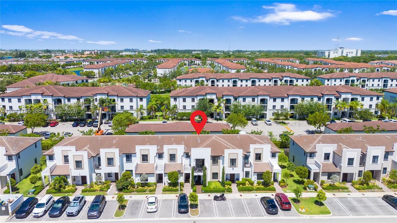 For Rent: $3,300 (3 beds, 3 baths, 1662 Square Feet)