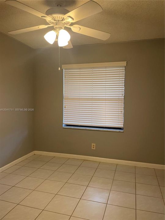 En Venta: $160,000 (2 camas, 2 baños, 735 Pies cuadrados)