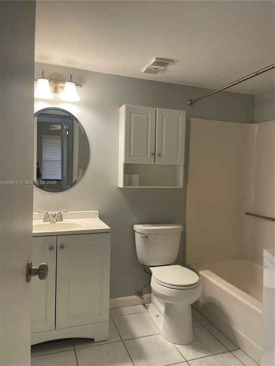 En Venta: $160,000 (2 camas, 2 baños, 735 Pies cuadrados)