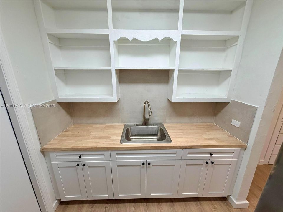 For Sale: $1,945,000 (0 beds, 0 baths, 2280 Square Feet)