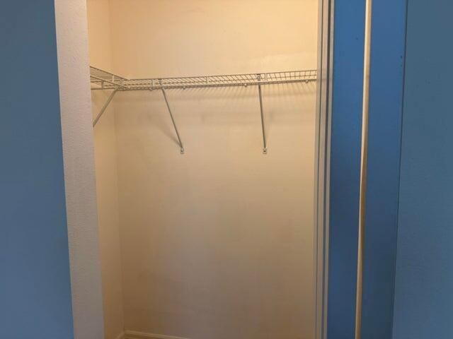 GUEST CLOSET