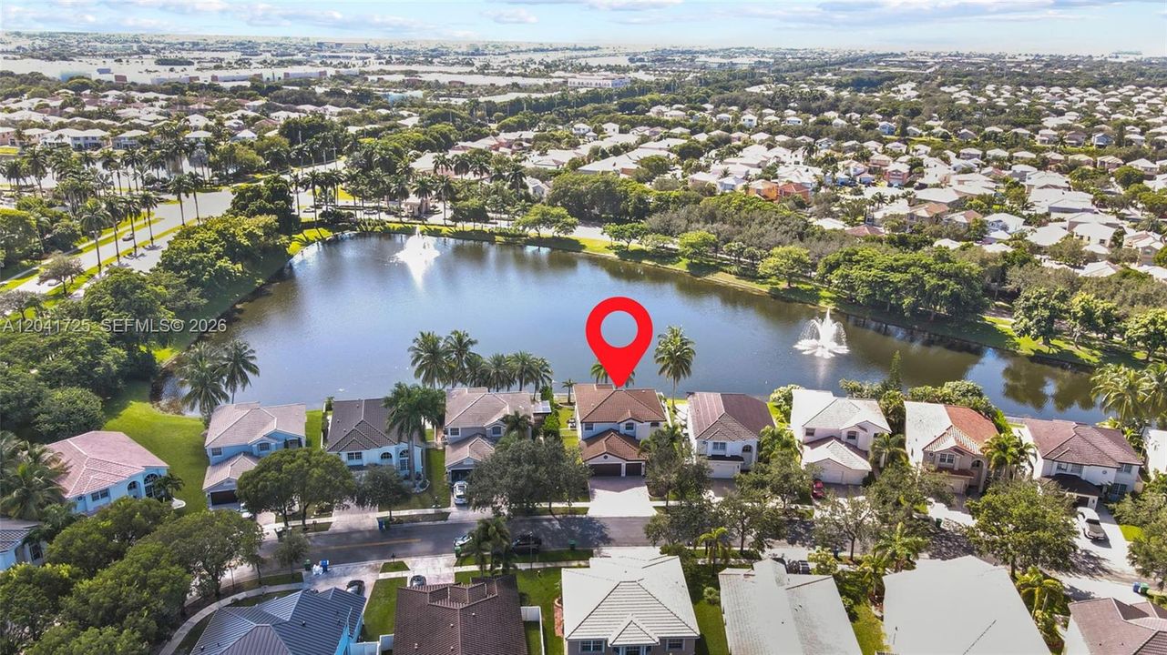 En Venta: $899,900 (5 camas, 3 baños, 3034 Pies cuadrados)