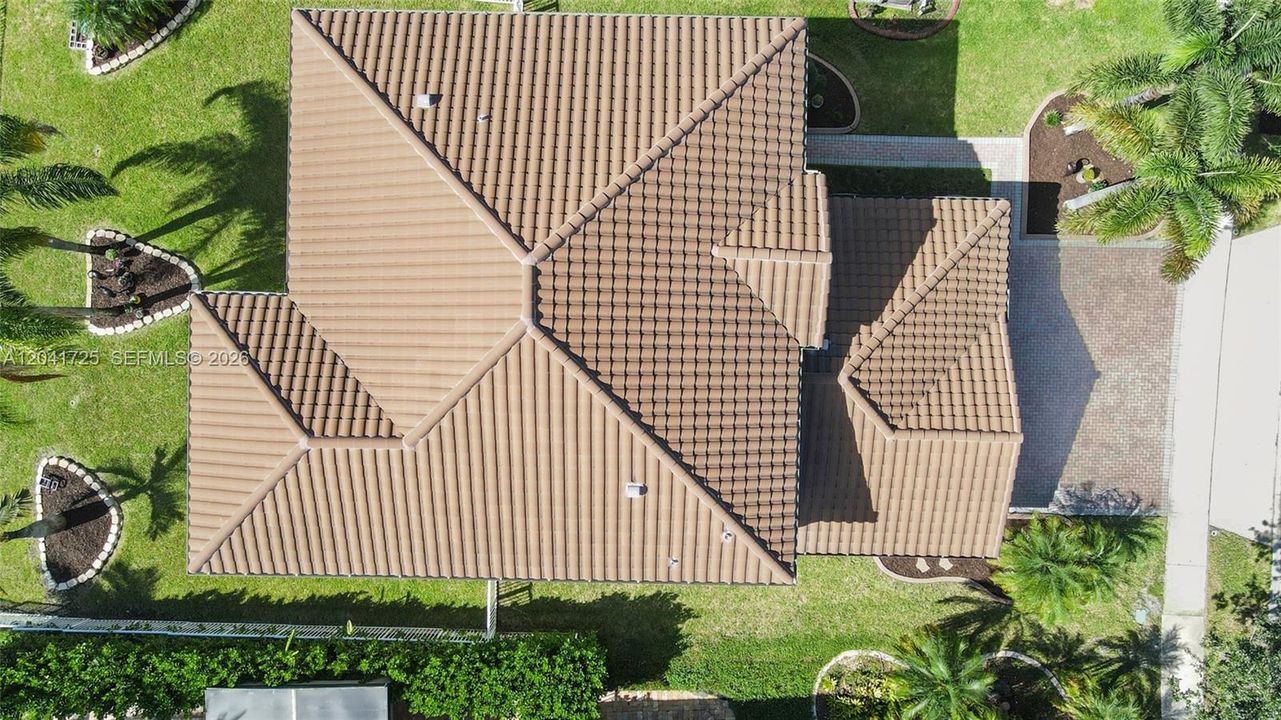 En Venta: $899,900 (5 camas, 3 baños, 3034 Pies cuadrados)