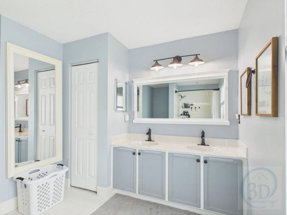14-Master Bath