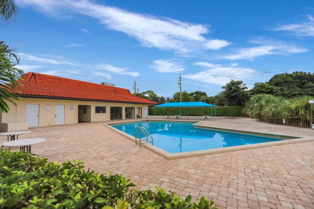 2500 Fiore Way Unit 214C-large-026-019-I